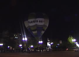 Poesía es +. VHS