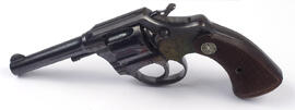 Revólver Colt calibre .38 de Joaquín Edwards Bello